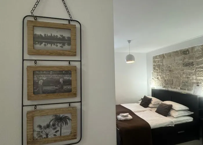 Julija Palace Apartment