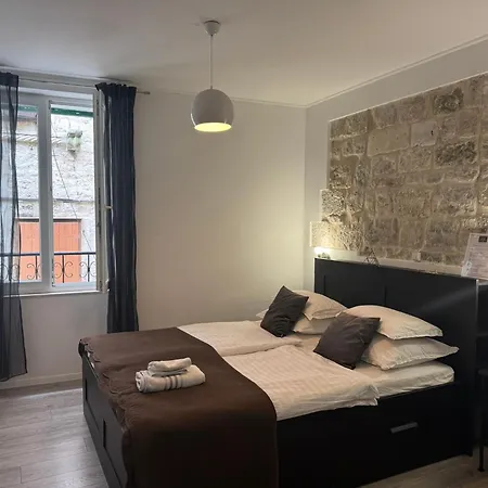 Julija Palace Appartamento